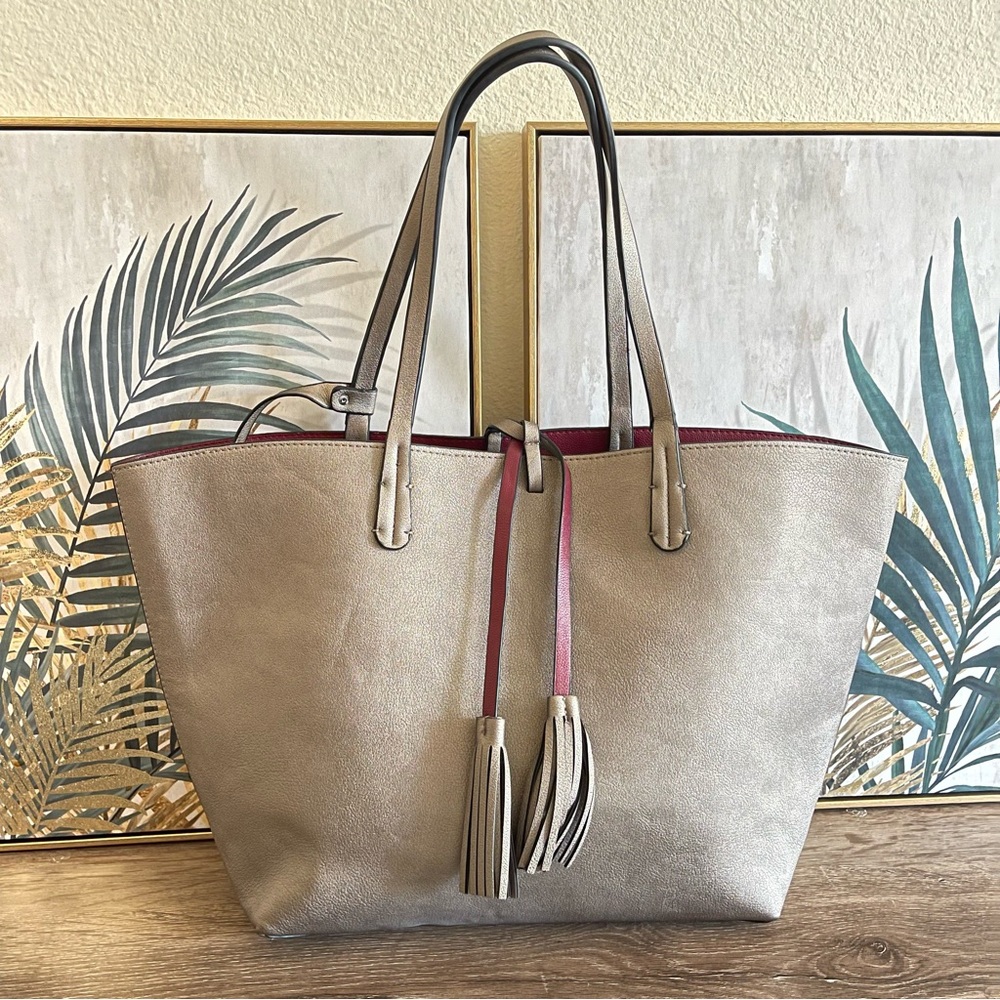 Reversible Faux Leather Tote Bag with removable pouch Gold / Burgundy